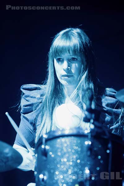METRONOMY - 2010-12-09 - PARIS - Bercy - 